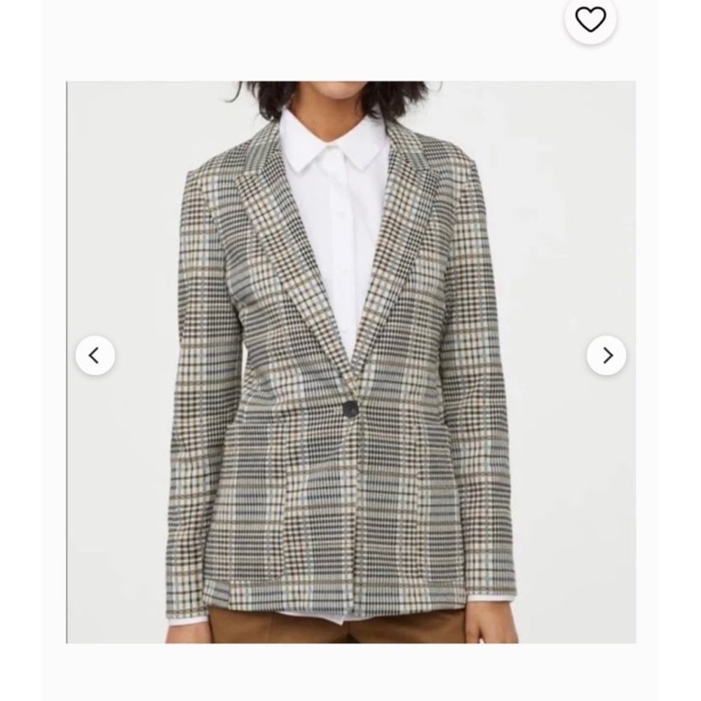 H&M checkered plaid blazer single-button closure and two front pockets size S
